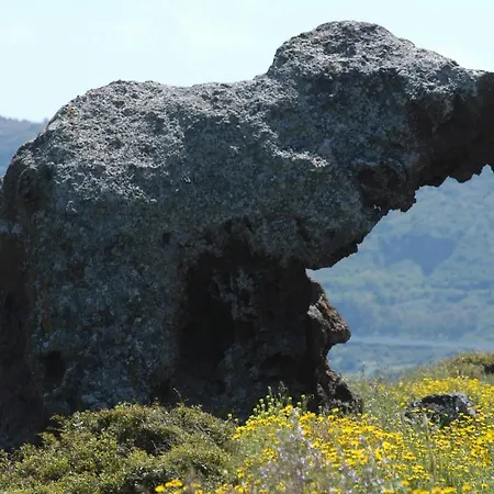 Likele בית הארחה 4*